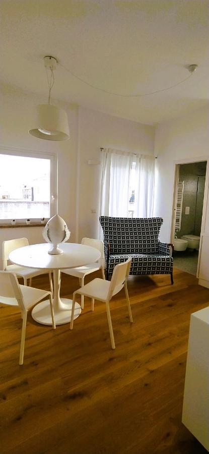 Apartmán Via Genova 31 Bari Exteriér fotografie
